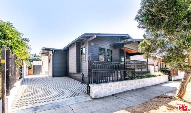 Building Photo - 1328 Silver Lake Blvd