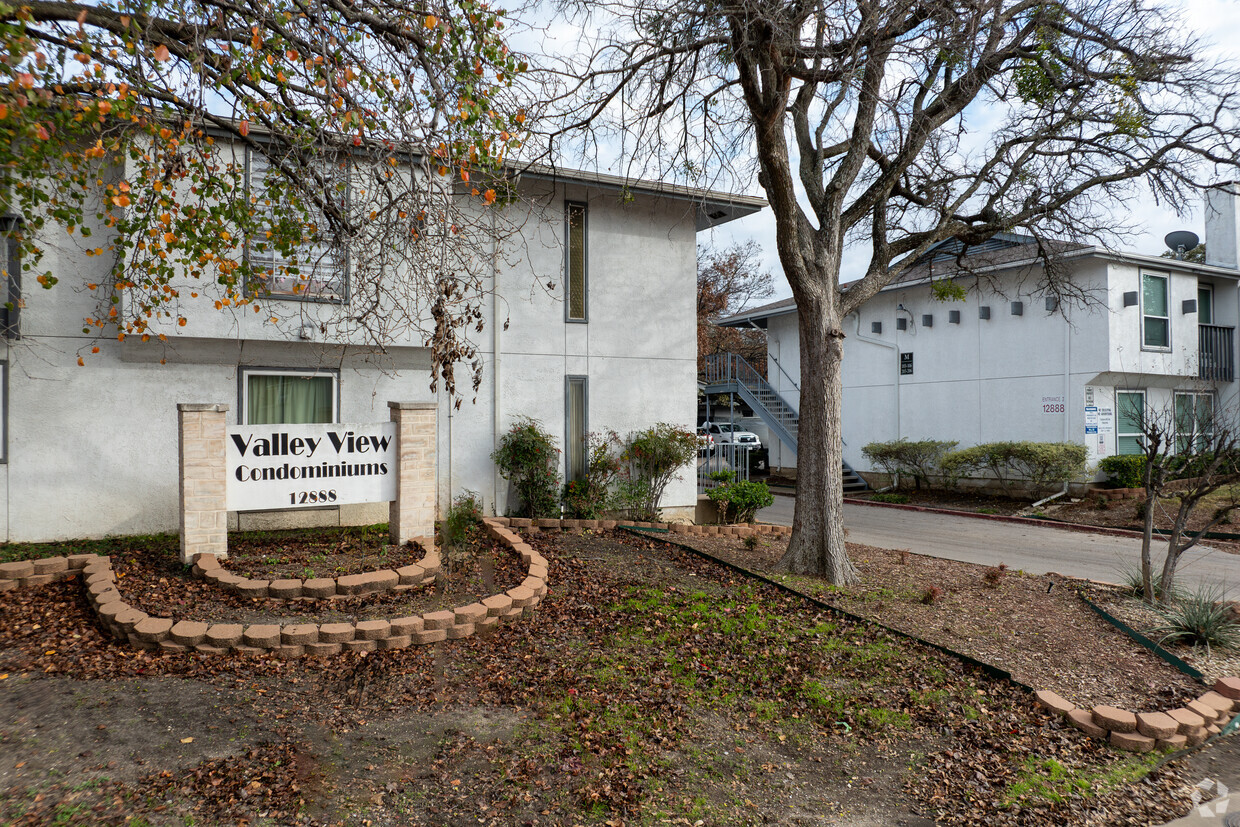 12888 Montfort Dr - Valley View Condominiums