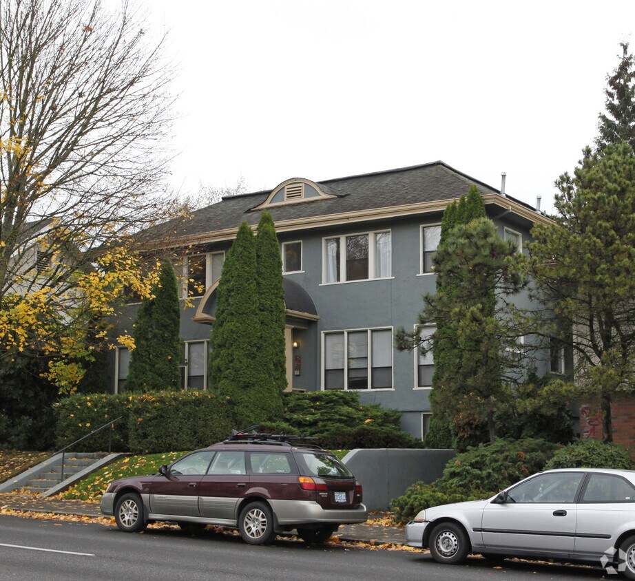 Building Photo - 1526 SE Hawthorne Blvd