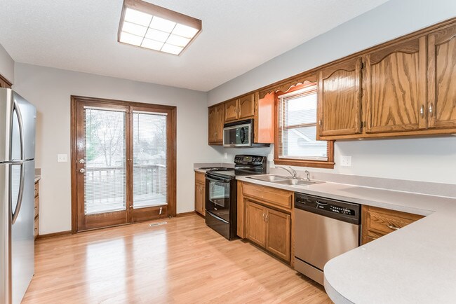 Building Photo - 3 Bedroom, 2 Bath home in Liberty
