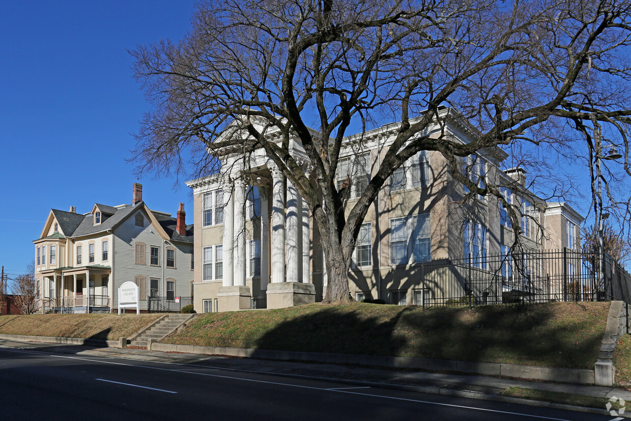 Foto del edificio - Washington Columns