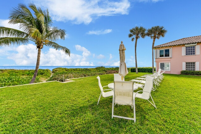 Building Photo - 2075 S Ocean Blvd