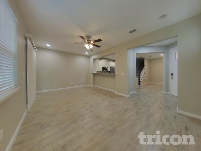 Building Photo - 12447 Trailhead Dr