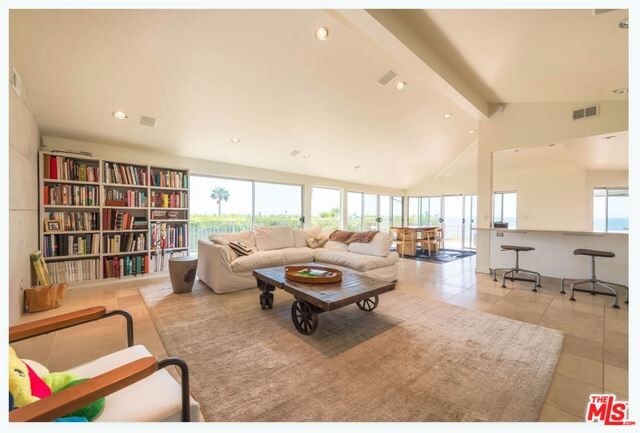 Building Photo - 20534 Roca Chica Dr