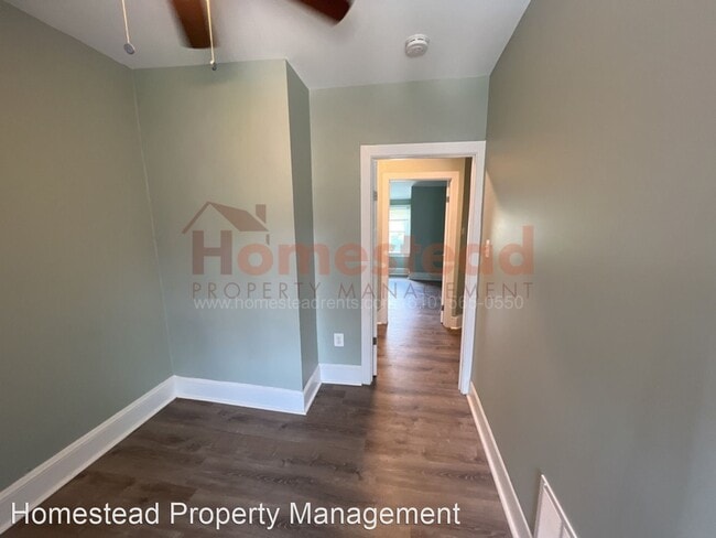 Building Photo - 4 br, 1 bath House - 12 Chestnut St