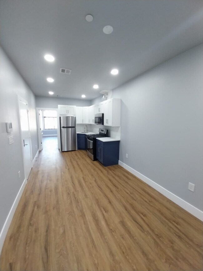 Foto del edificio - 708 N 42nd St