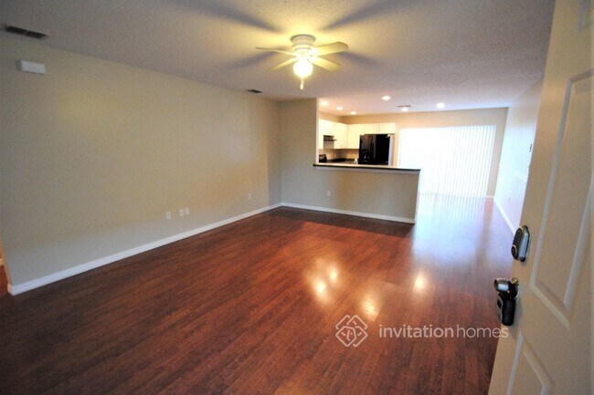 Foto del edificio - 246 Owenshire Cir