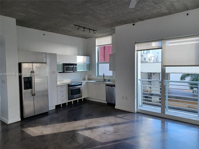 Foto del edificio - 133 NE 2nd Ave