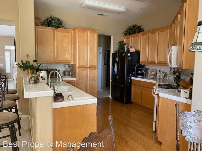 Foto del edificio - 2 br, 2 bath House - 678 Baldwin Dr.