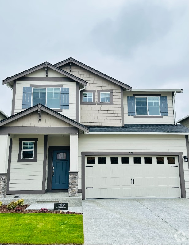 New Apartments For Rent in Lake Stevens WA with Hardwood Floors 1