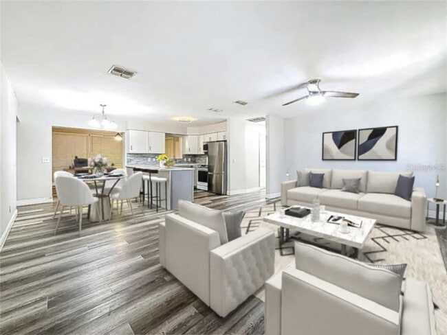 Building Photo - 1614 Braund Ave