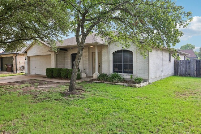 Foto del edificio - 2656 Bradley Ln