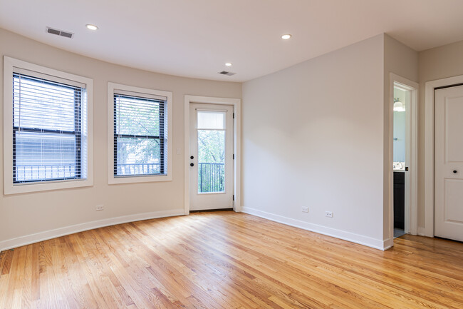 Foto del edificio - 3140 N Seminary Ave