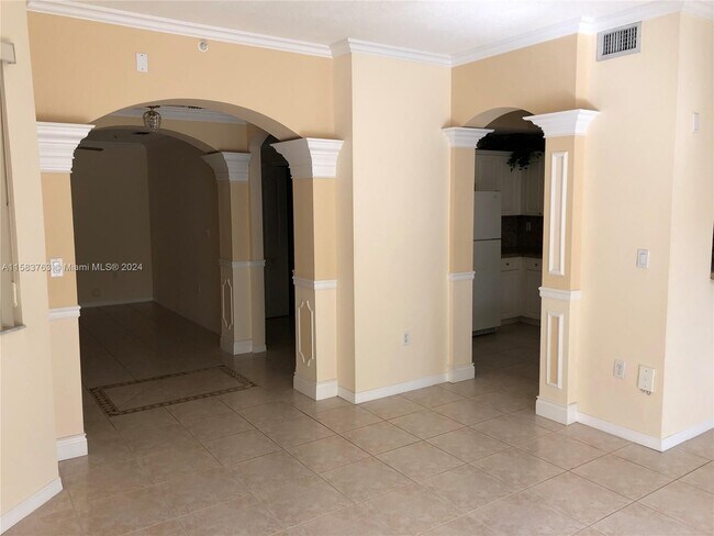 Building Photo - 8912 W Flagler St