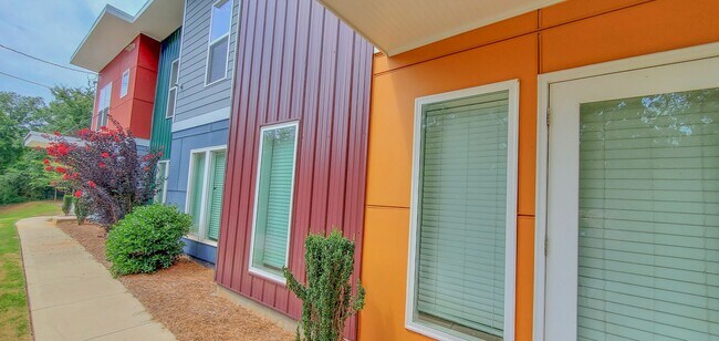 Foto del edificio - Luxury Student Living- 4BR/4BA Townhome Near UGA (Available Fall 2026)