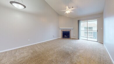 Interior Photo - Regatta Shores