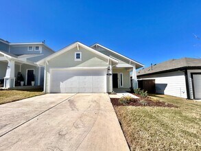 Building Photo - 11512 Murano Dr