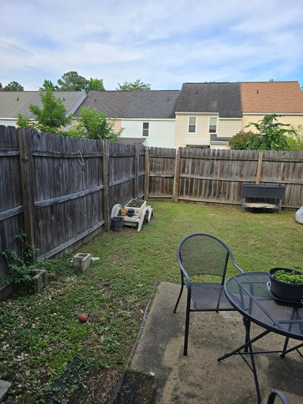 Foto del edificio - 8703 Hermitage Trace Ct