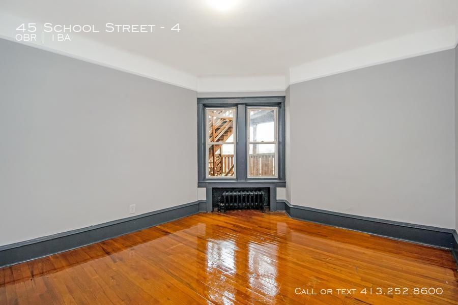 45 School St Unit 4, Springfield, MA 01105 Room for Rent in