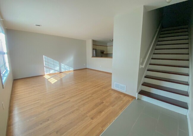 Building Photo - Italian Estates Property Management