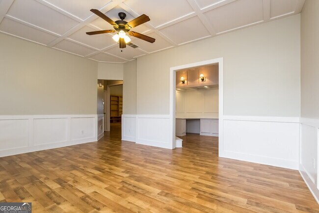 Foto del edificio - 4125 Ridgefair Dr