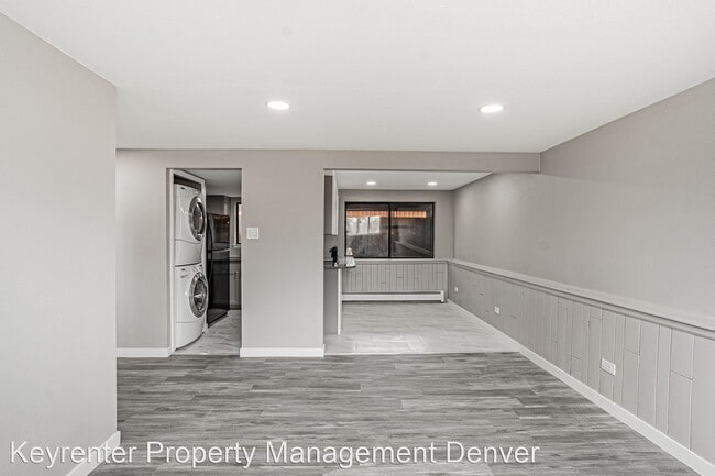 Building Photo - 2 br, 1 bath House - 4115 West 74th Ave Un...