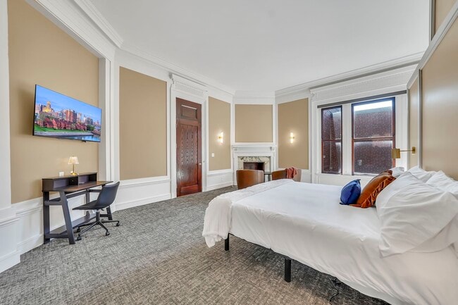Foto del edificio - The Goodyear Mansion & Residences