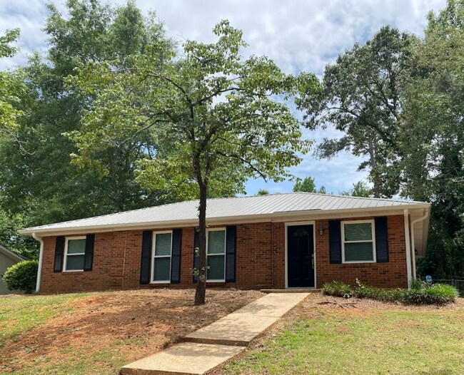 Building Photo - 1110 Drew Ln