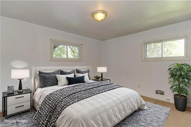 Foto del edificio - 1316 Gabriel Dr