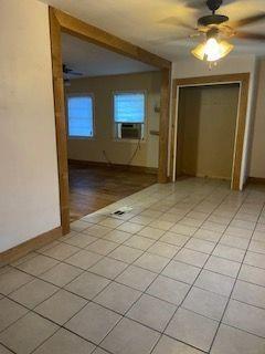 Building Photo - 218 Elm St