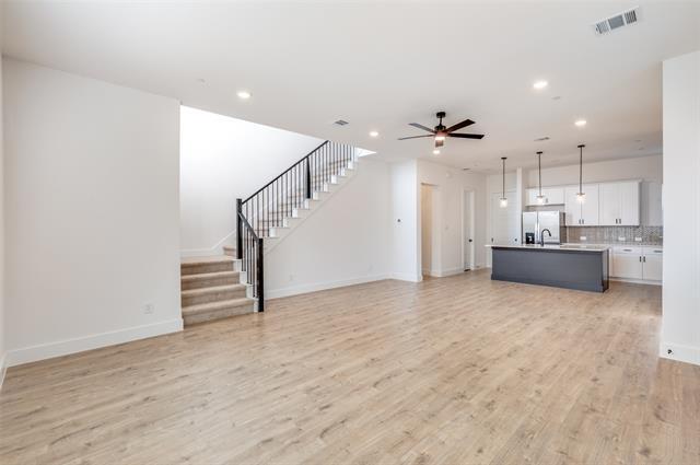 Foto del edificio - 4401 Cave Spgs St