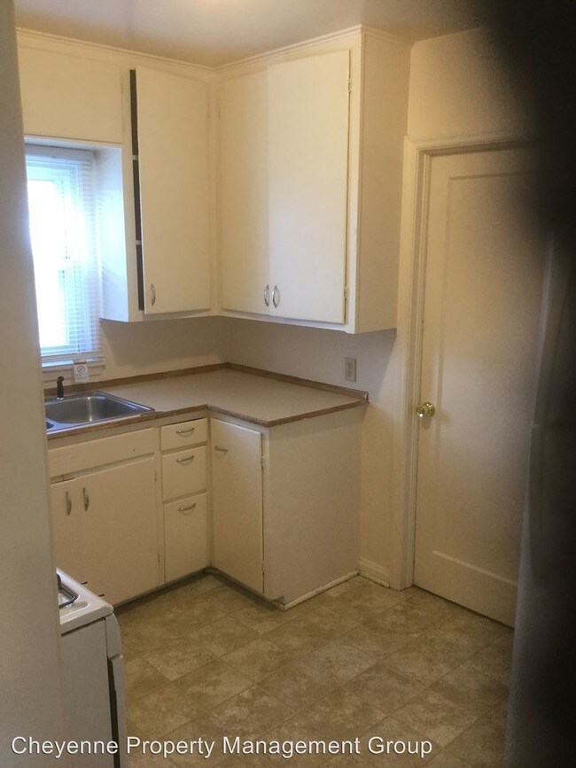 Building Photo - 2 br, 1 bath House - 2114 Alexander