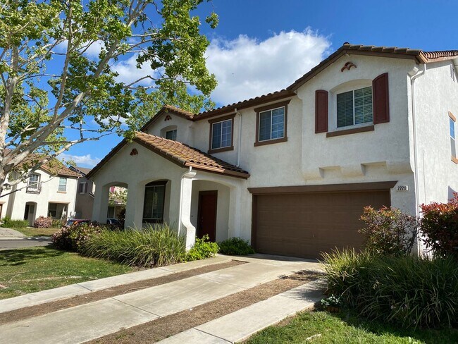 Foto del edificio - Large and Comfy and Ready For You