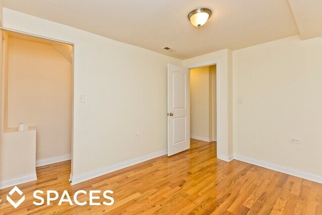 Foto del edificio - 1536 W North Ave