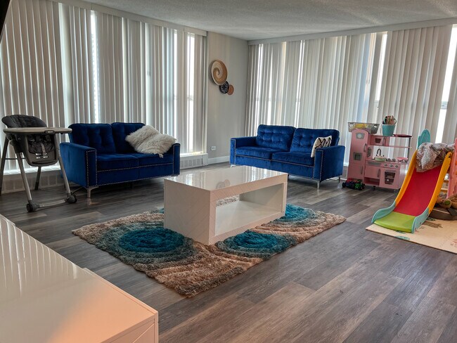 Foto del edificio - 5600 N Sheridan Rd