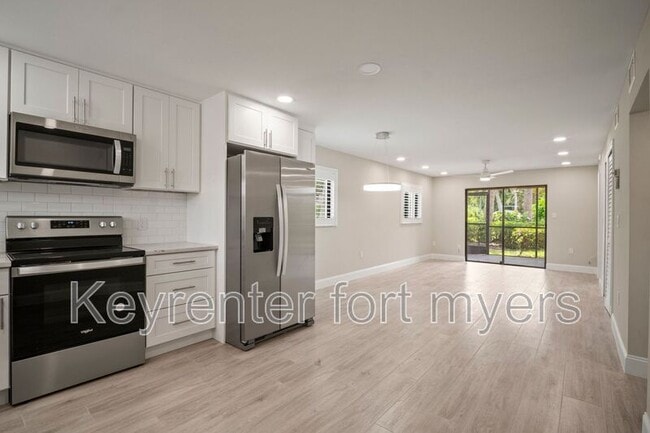 Building Photo - 16380 Dublin Cir