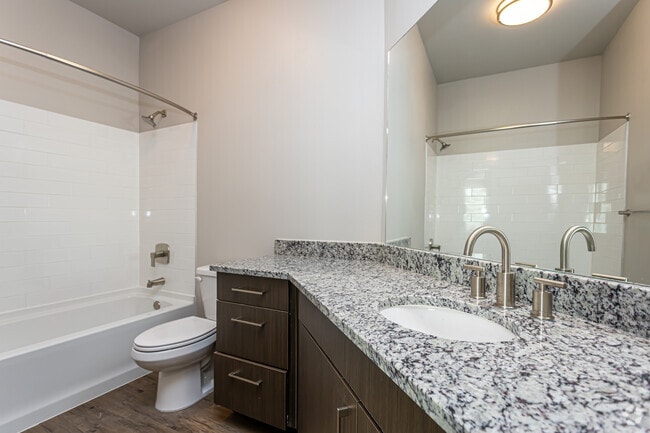 3BR, 2BA - 1,415SF - The Reserve at Shoe Creek