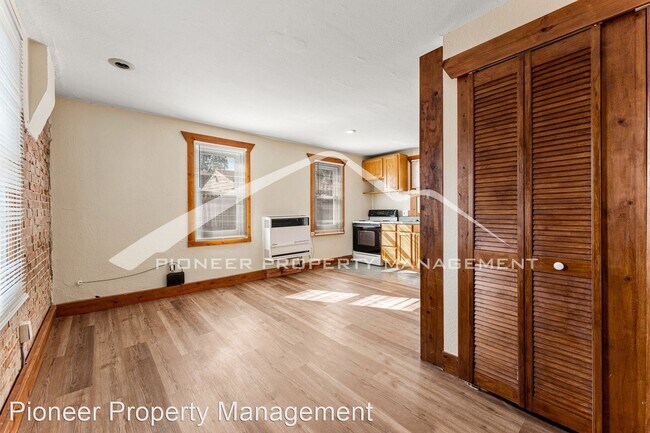 Building Photo - 1 br, 1 bath House - 2623 Lowell Blvd
