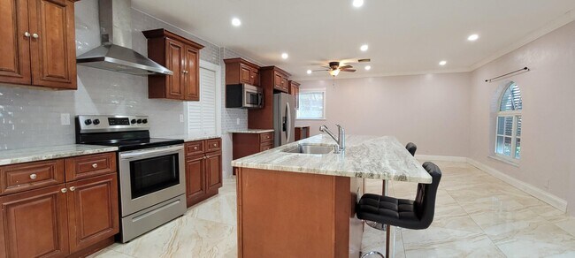 Foto del edificio - 401 SW 1st St
