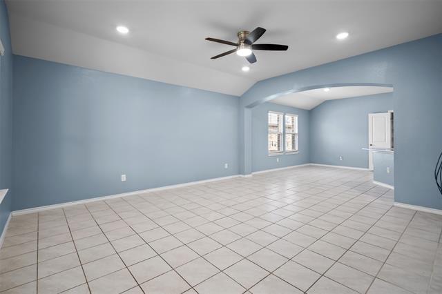 Foto del edificio - 925 Corbitt Ln