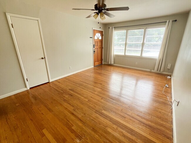 Foto del edificio - 702 N 13th St