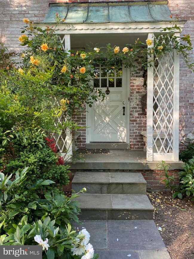 5013 Brookdale Rd, Bethesda, MD 20816 House Rental in Bethesda, MD