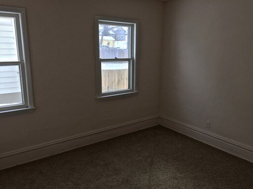Building Photo - 153 Houseman Ave NE