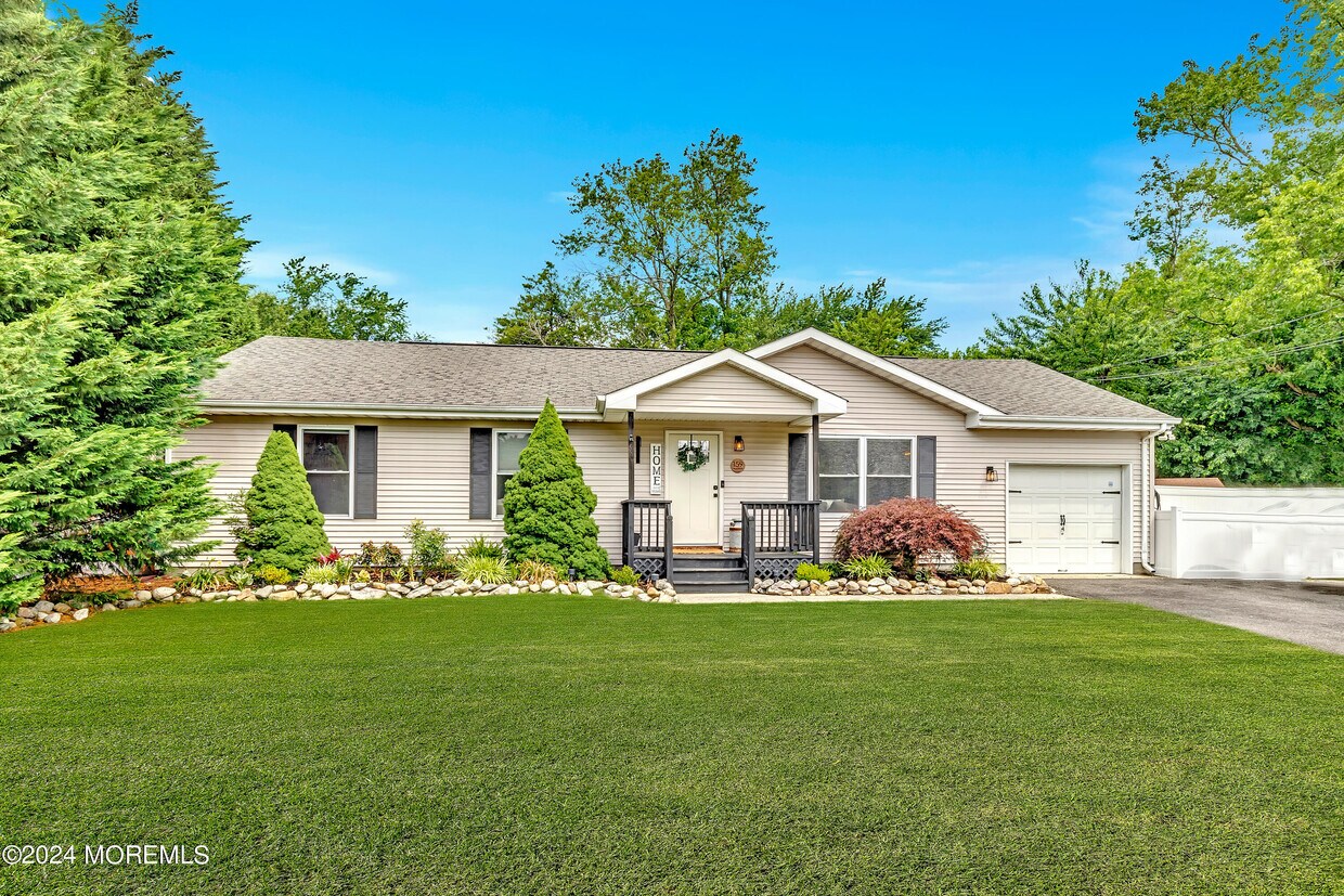 Foto principal - 159 Normandy Ave