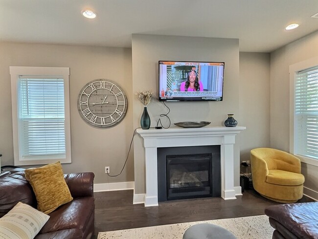 Building Photo - 2319 Great Ridge Pkwy