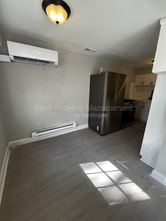 Foto del edificio - 20 W Park St