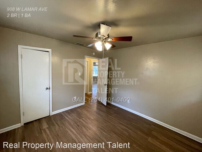 Building Photo - 2 br, 1 bath House - 908 W Lamar Ave