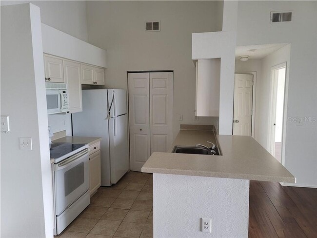 Photo - The Gables at Lakeside 2/2 Apartment