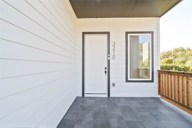 Foto del edificio - 3212 Retta St