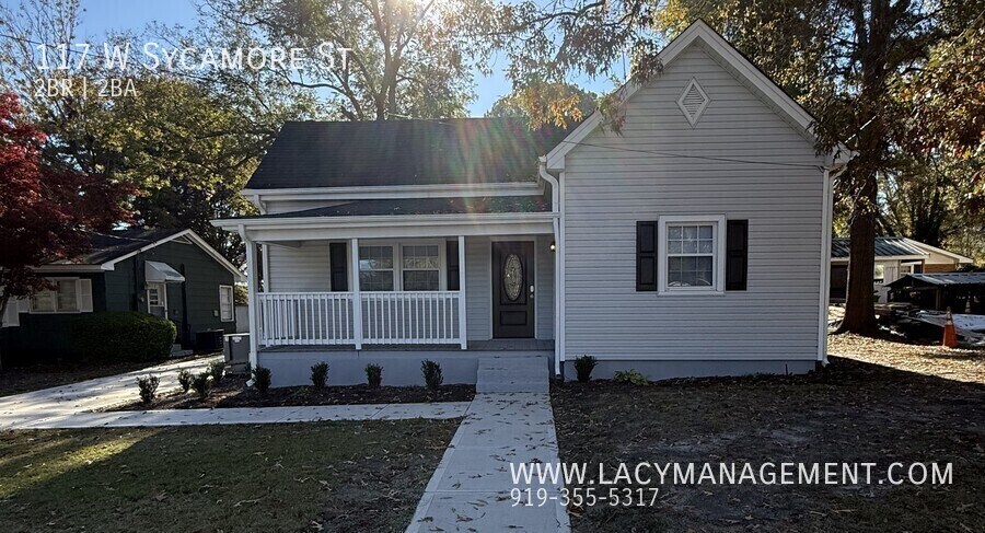 Primary Photo - 117 W Sycamore St